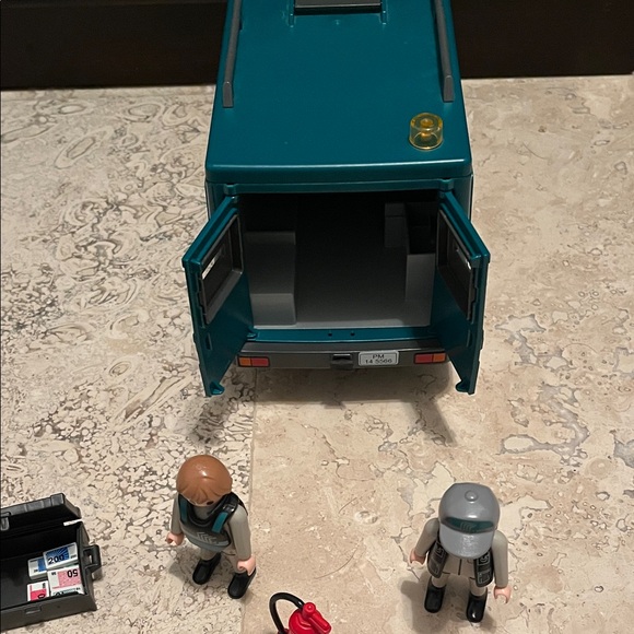 Playmobil 5566 Police Money Armored Truck Set with all pieces - Picture 3 of 5